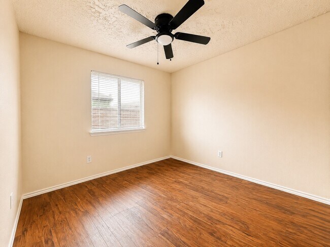 Building Photo - 16703 Gold Bridge Ct