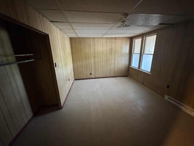 Building Photo - 51 W Catawissa St