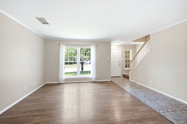 Building Photo - Updated home on a corner lot in a gated community!