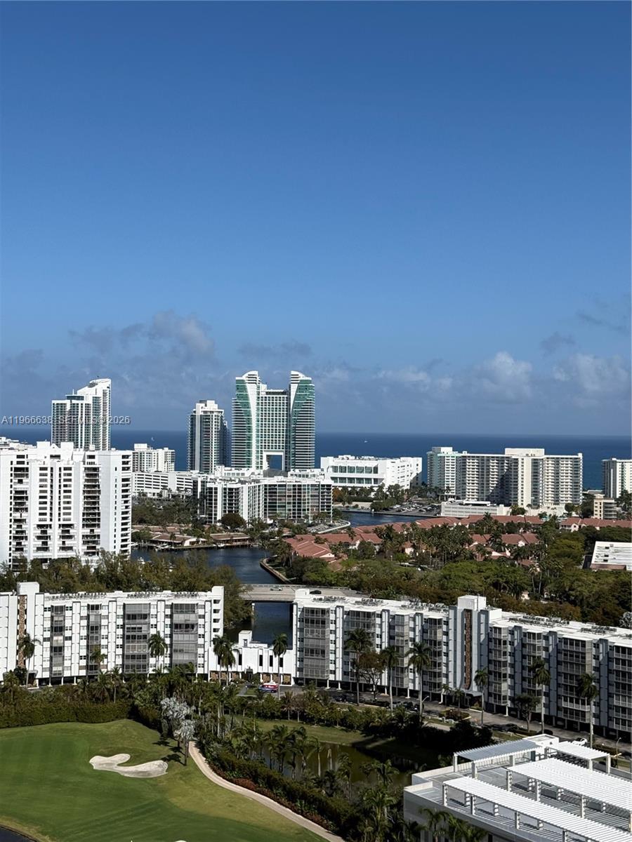 Building Photo - 1755 E Hallandale Beach Blvd