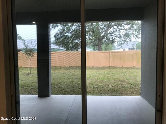 Building Photo - 750 August St SE