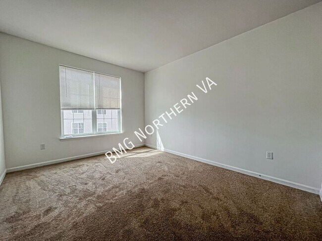 Building Photo - 9535 Center St