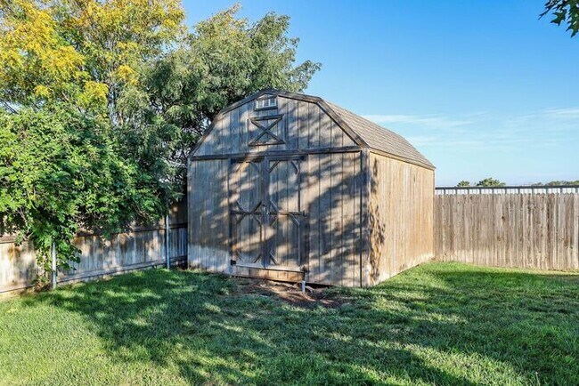 Building Photo - 8300 Irvington Ct