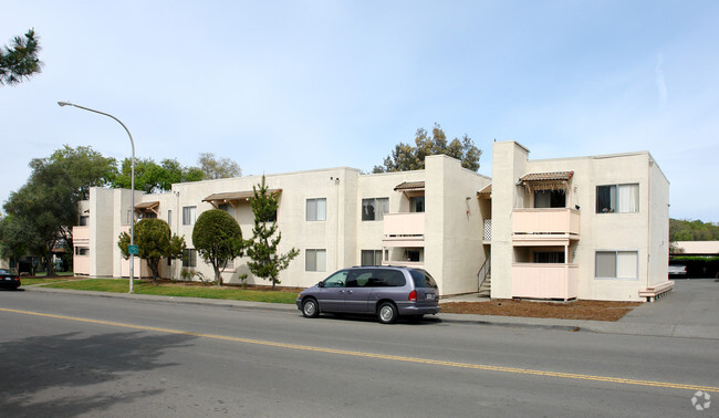 Building Photo - Monte Vina Apartments