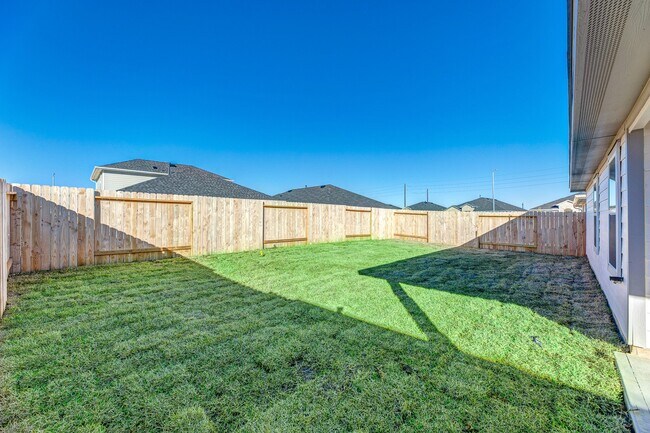 Building Photo - 31706 Melkridge Rd