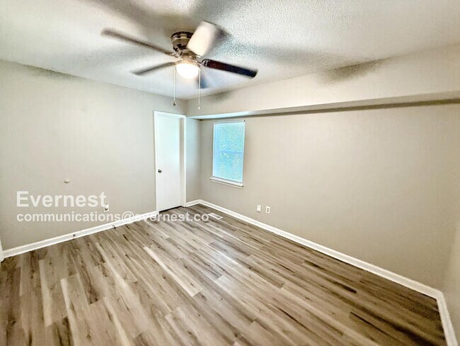 Building Photo - 1525 6th Way NW