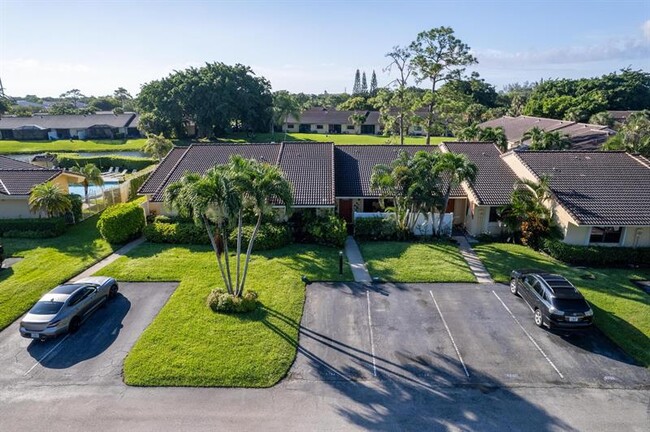 Building Photo - 6734 Bridlewood Ct