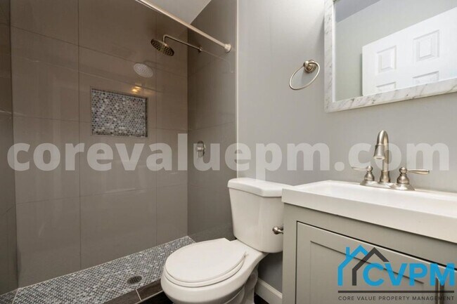 Building Photo - 1617 Mt Airy Ct