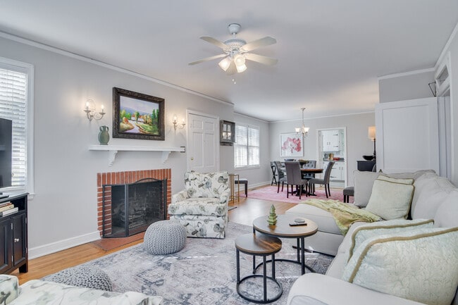 Building Photo - 2631 Oakland Ave