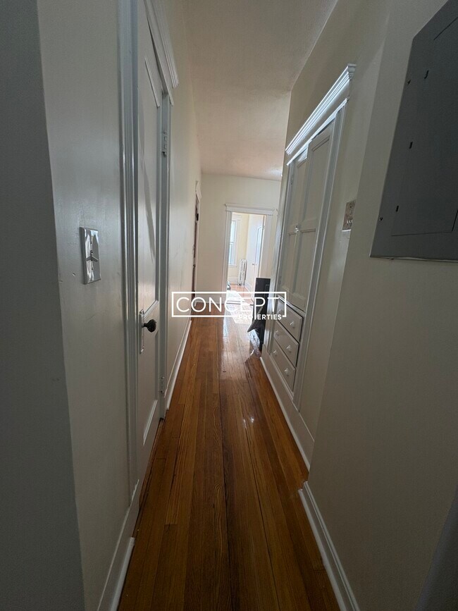 Building Photo - 7A Price Rd. Unit 4