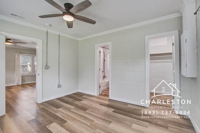 Building Photo - 118 Klein St