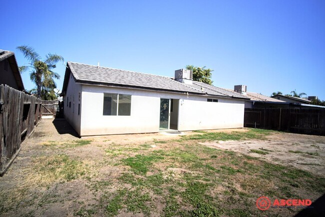 Building Photo - Darling Home in SW!