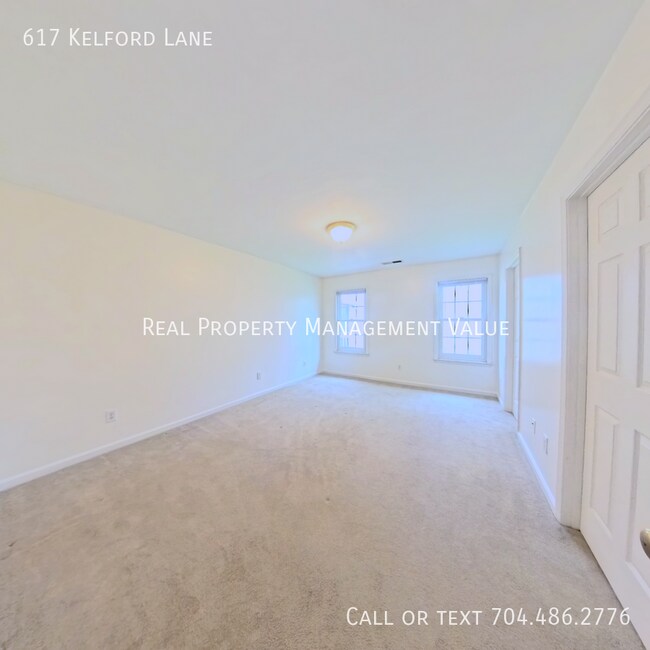 Building Photo - 617 Kelford Ln