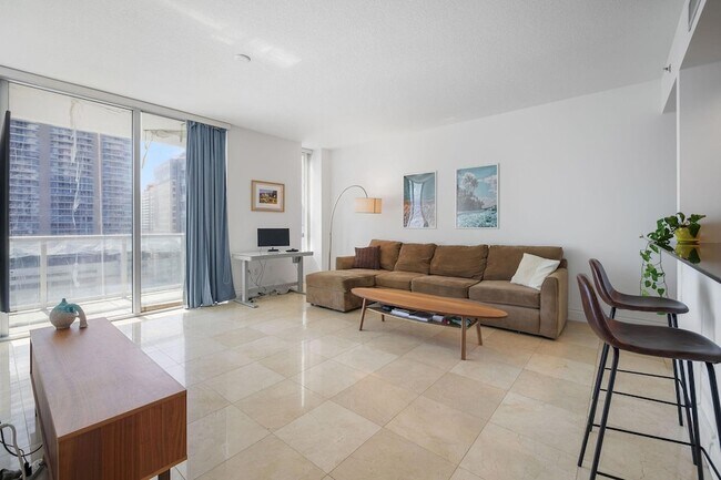 Building Photo - 1050 Brickell Ave