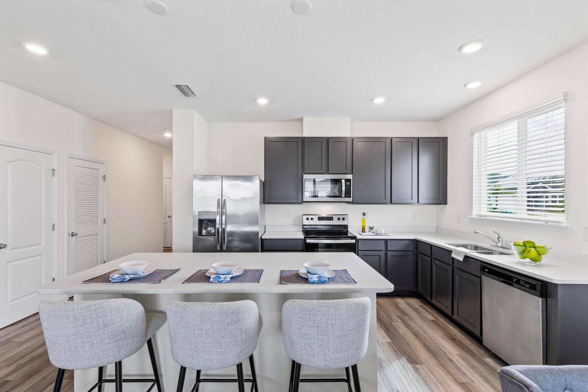 Building Photo - 85 Las Casitas Blvd