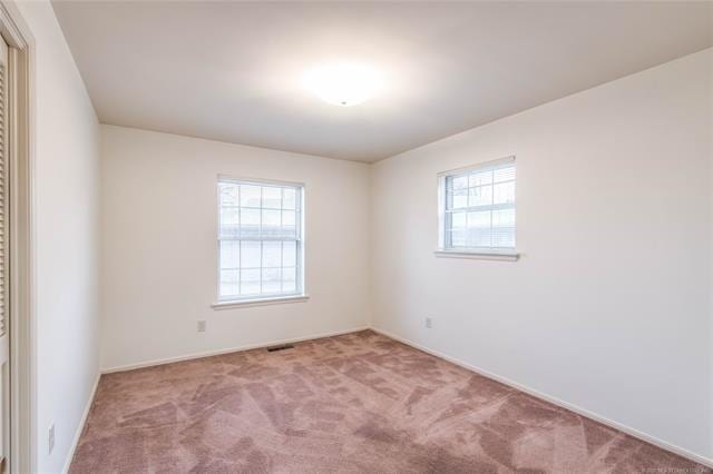 Building Photo - 2531 E Skelly Dr