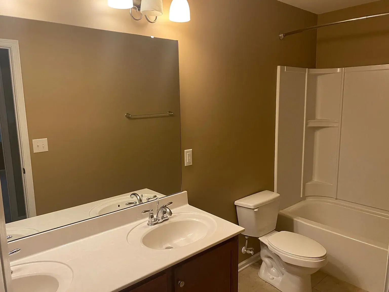 Building Photo - 10013 Juniper Trace Drive