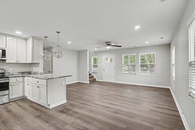 Building Photo - 6324 Grimes Ave