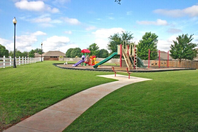 Building Photo - 1801 Sagewood Dr