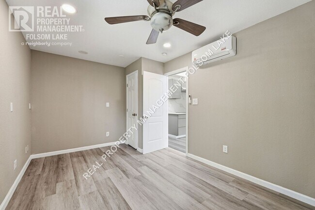 Building Photo - 619 Wales Dr