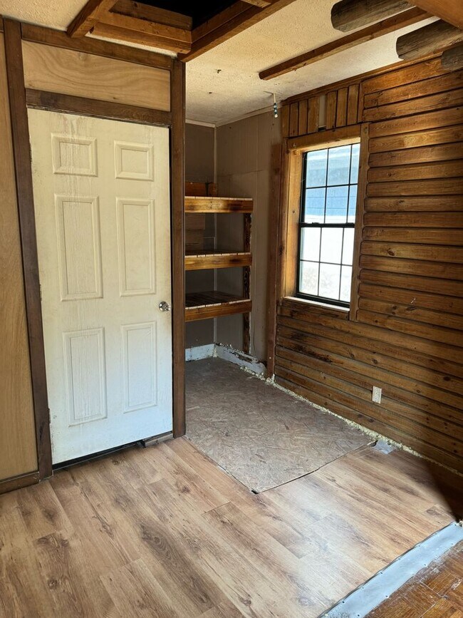 Building Photo - 312 W Martin St