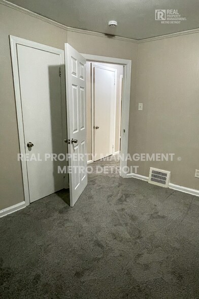 Building Photo - 13621 Ashton Rd