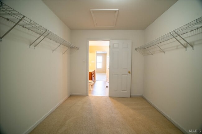 Building Photo - 84 Brighton Park Dr