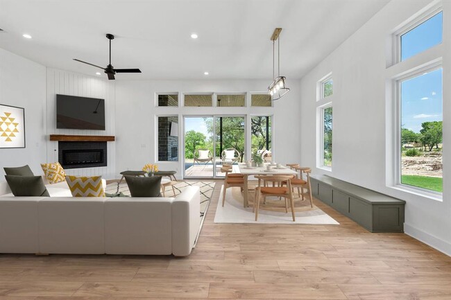 Building Photo - 125 Stockman Dr