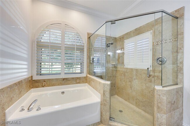 Building Photo - 7500 Woodland Bend Cir