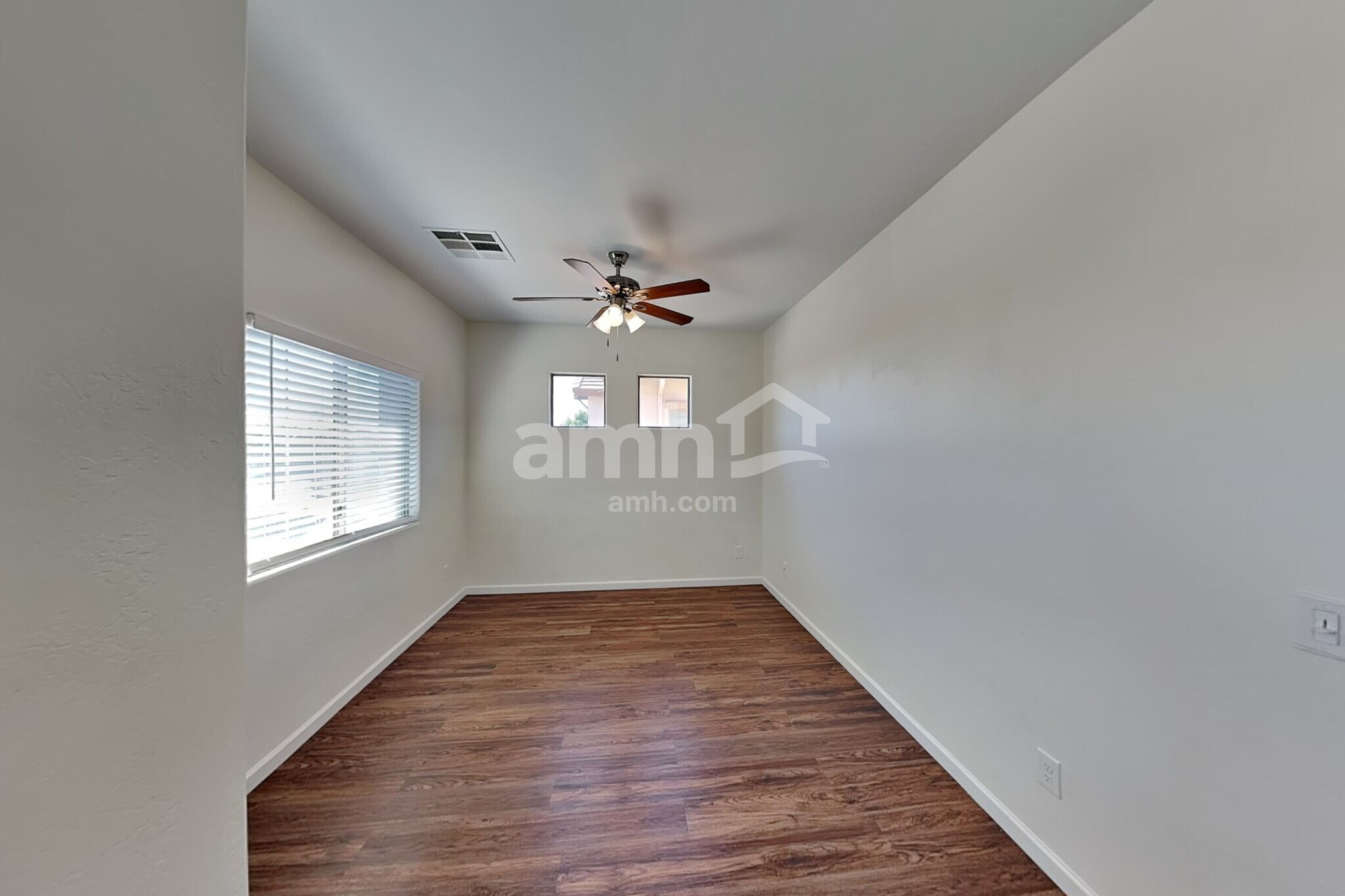 Building Photo - 14576 W Maui Ln