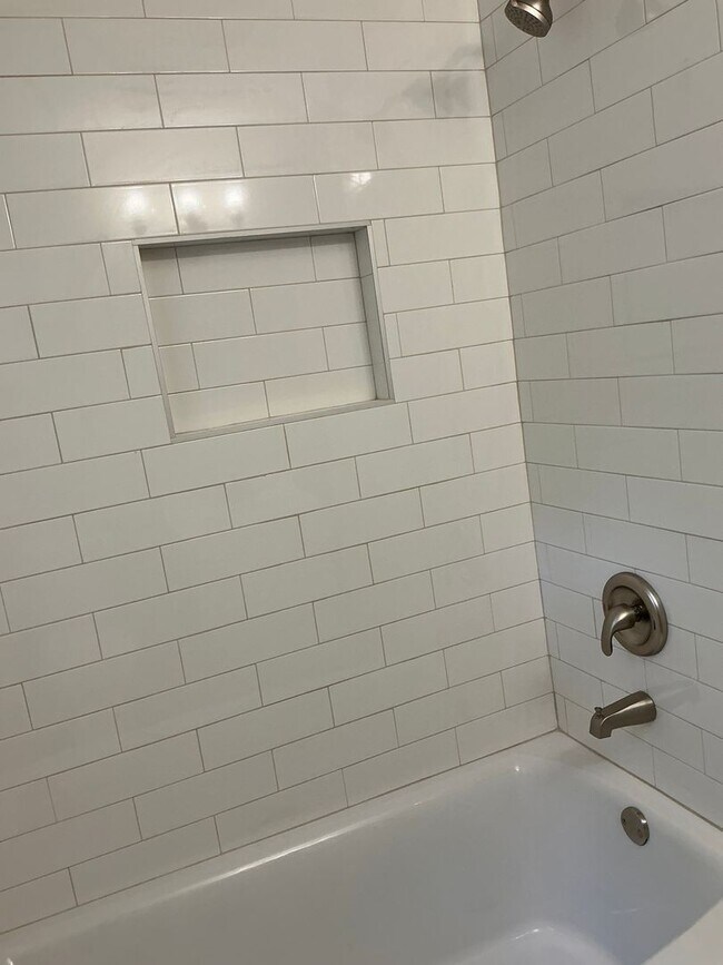 Building Photo - Now Available! Newly Renovated 3 BR/2 BA i...