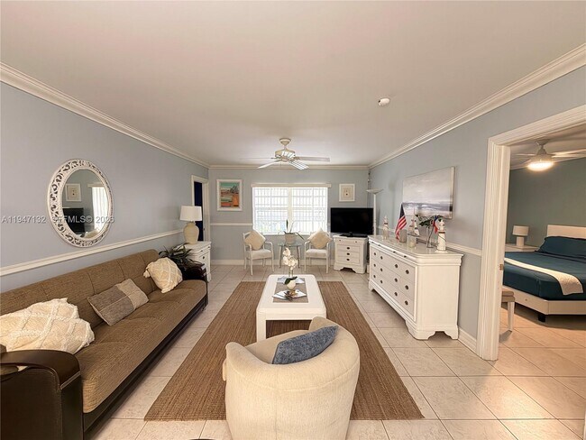 Building Photo - 1520 McKinley St