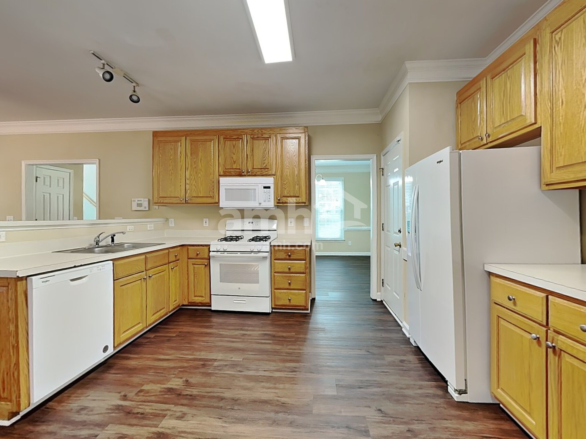 Building Photo - 17 Oleander Point