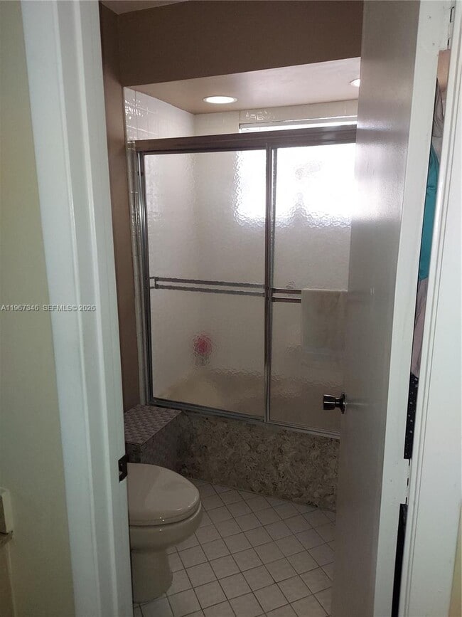 Building Photo - 14940 SW 49th Ln