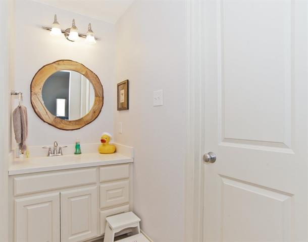 Building Photo - 5008 Sage Hill Dr