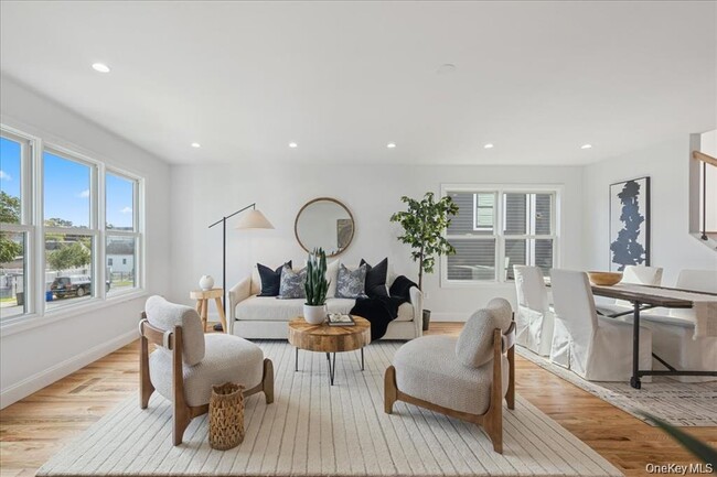 Building Photo - 89 Thurton Pl