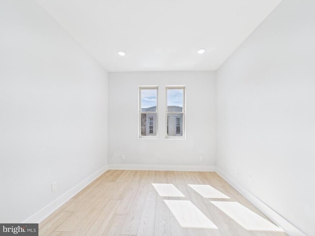 Building Photo - 5208 Chancellor St