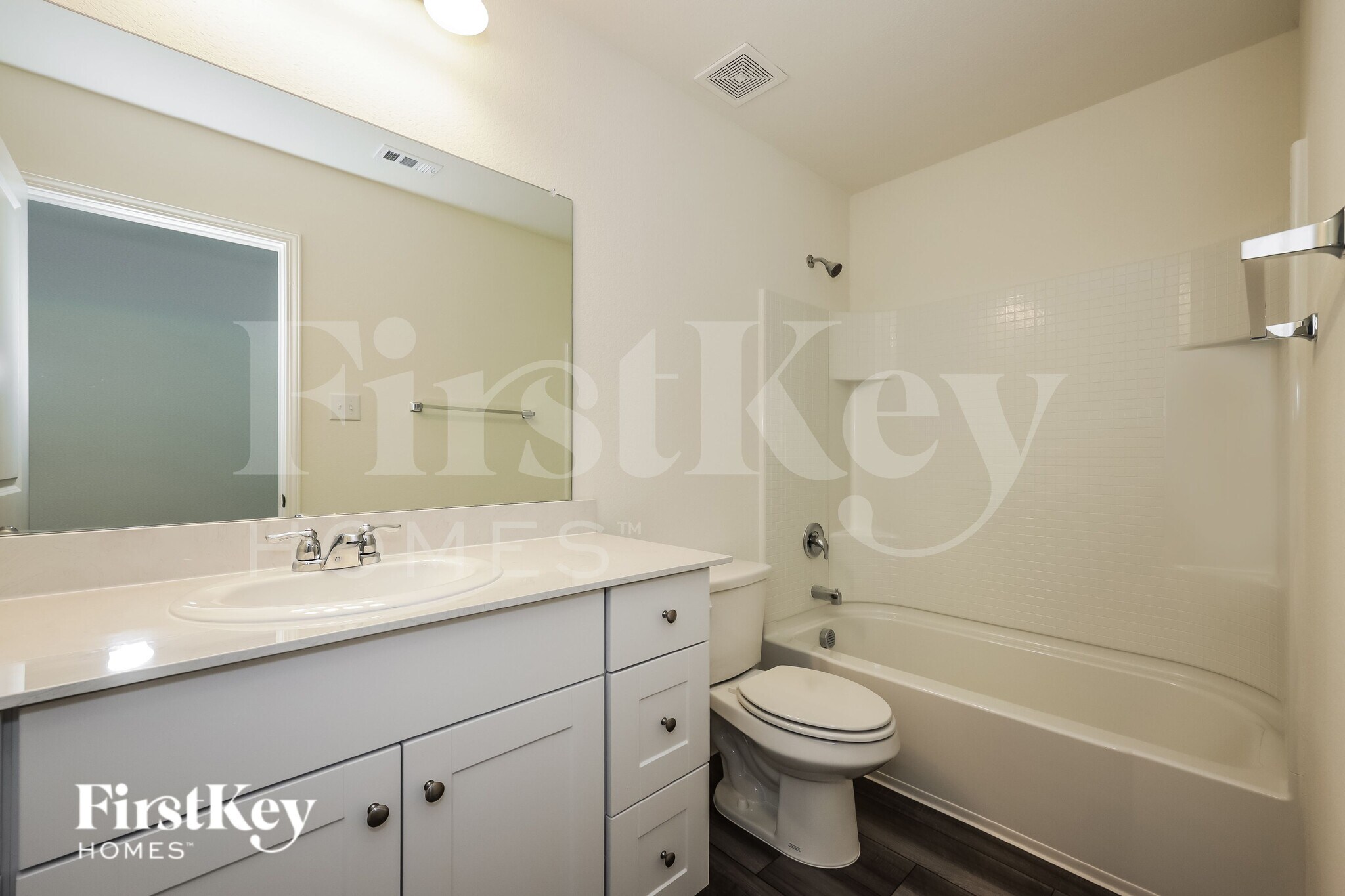 Building Photo - 1822 Sandlin Dr