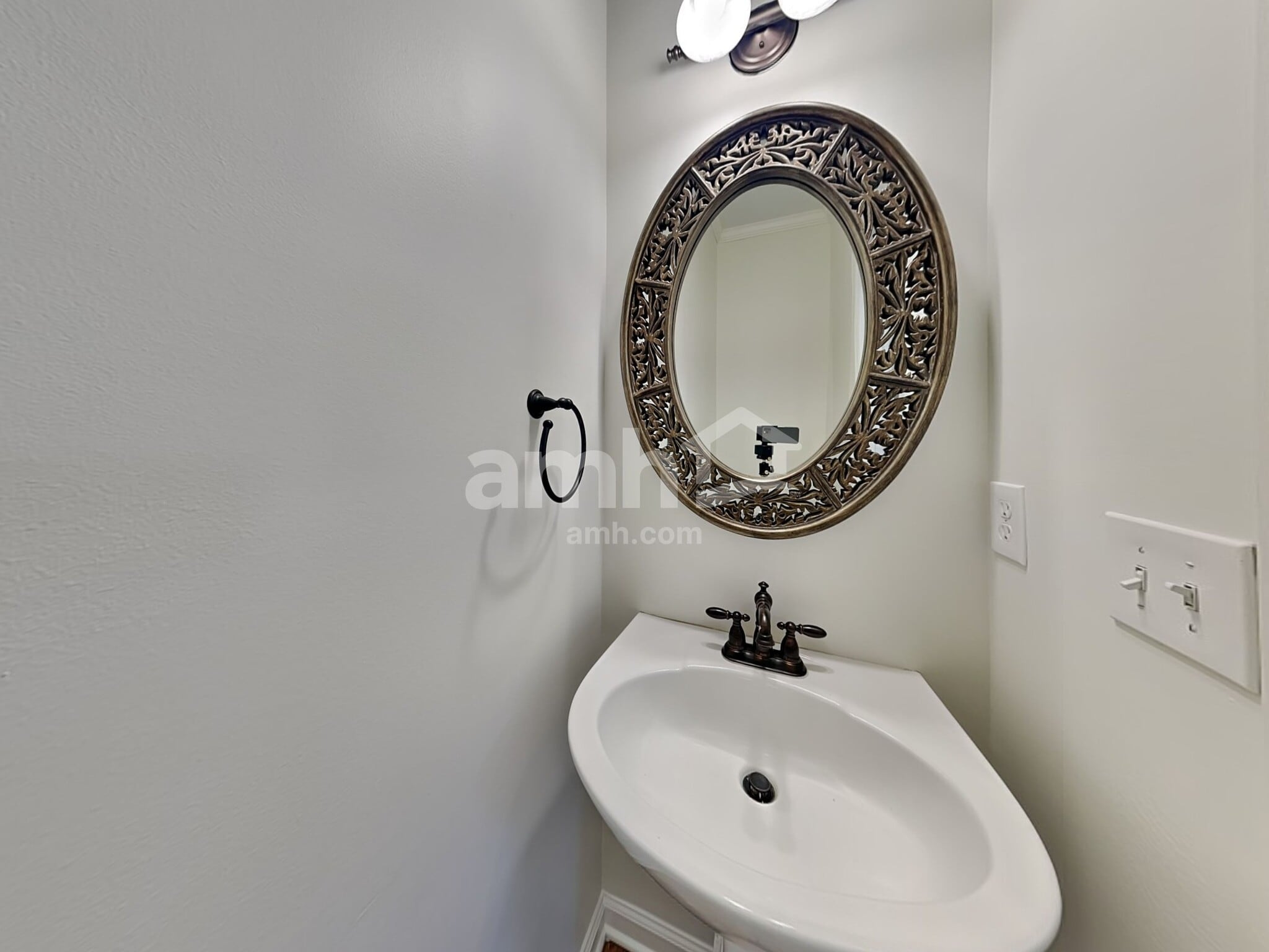 Building Photo - 3 Byswick Ct