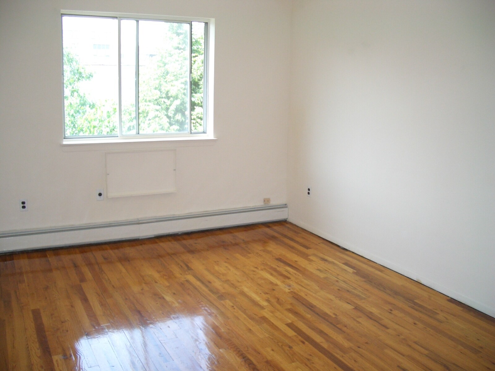 Building Photo - 2850 46th St