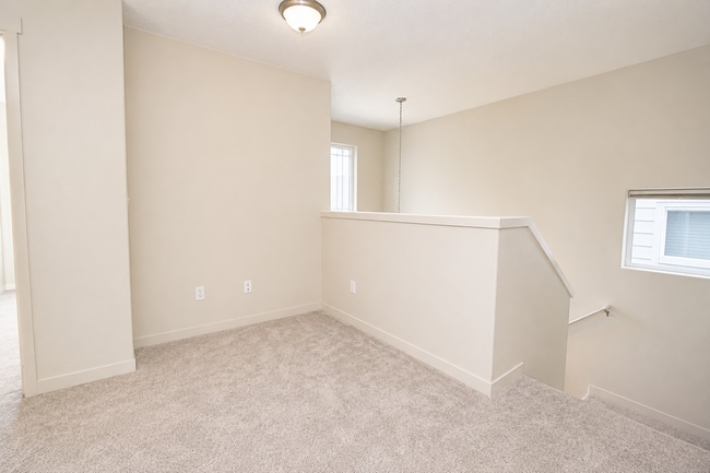 Building Photo - 216 NW 117th Loop