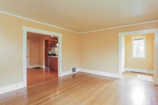 Building Photo - Charming 4-bedroom 3 bath Craftsman Home with Basement ADU for Rent