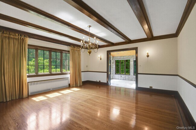 Building Photo - 46 Fenimore Rd