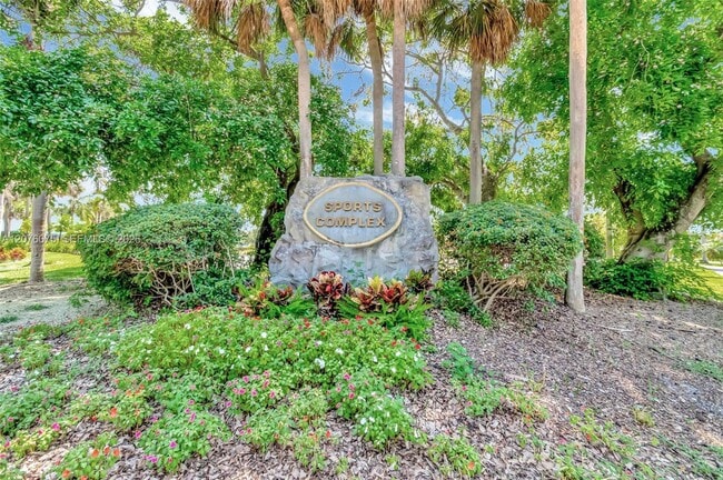 Building Photo - 5310 Fountains Dr S