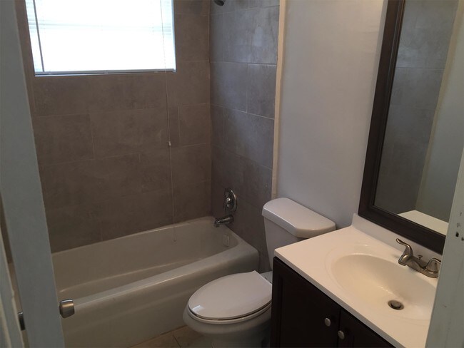 Building Photo - 2780 NW 14th St