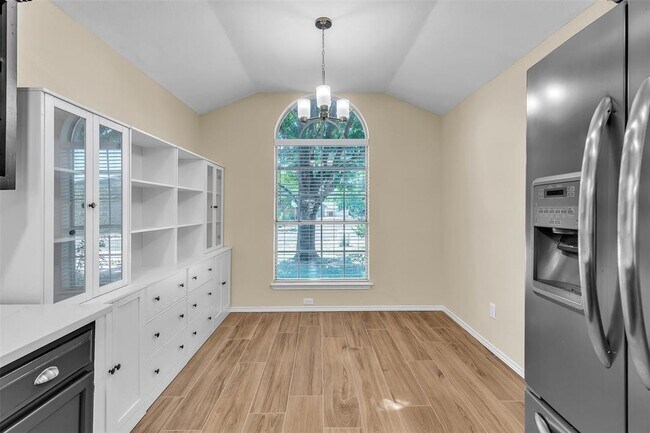 Building Photo - 311 Winecup Trail
