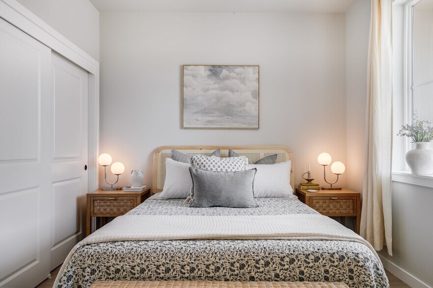 Building Photo - 16909 SW 132nd Ter