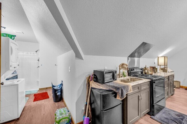 Building Photo - 0 Spring Creek Ct
