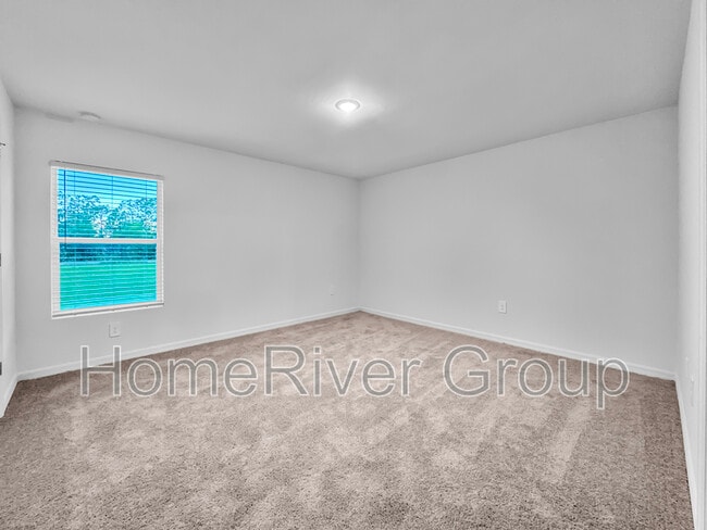 Building Photo - 4166 NW 40th Ave