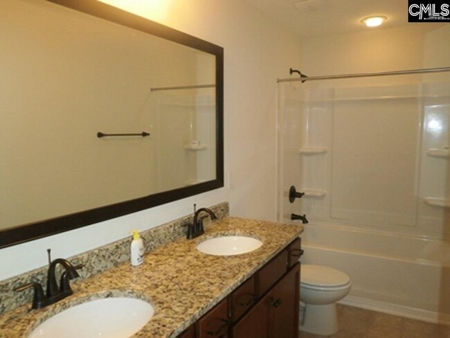 Building Photo - 297 Massey Cir